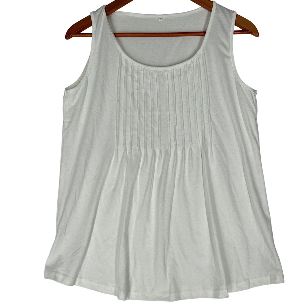 Kohl's White Knit Tank Top Pleated Chest Women's Size Small New Without Tags‎